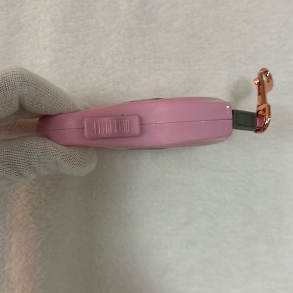 Dogness pink retractable leash 13’ or 158” - Picture 11 of 15